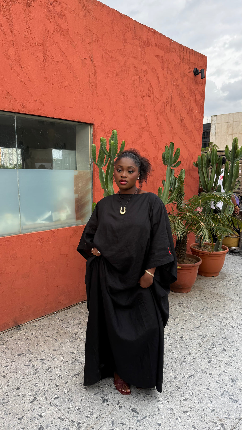 Black Chill-i Kaftan (double chilli symbol)
