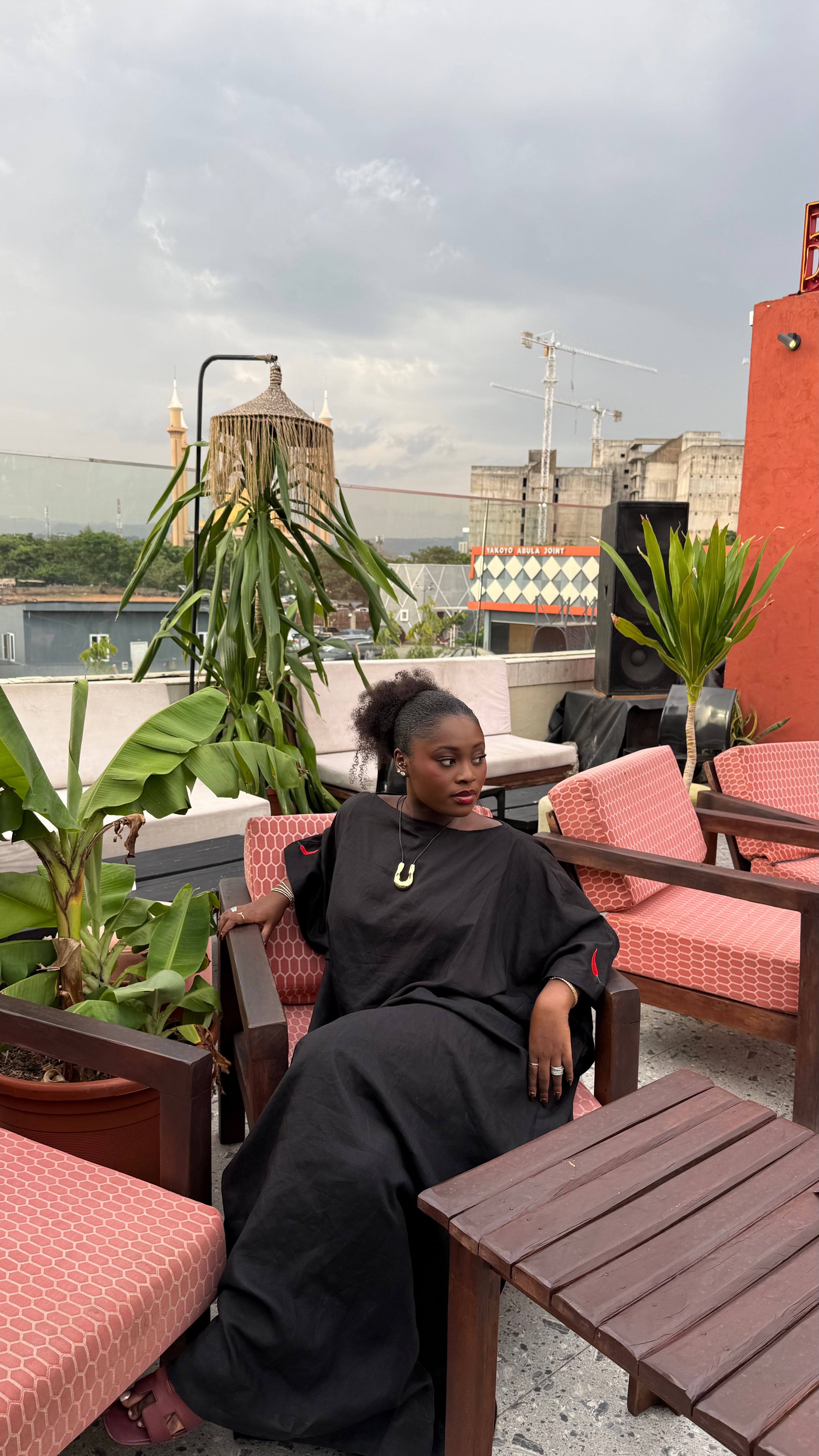 Black Chill-i Kaftan (double chilli symbol)